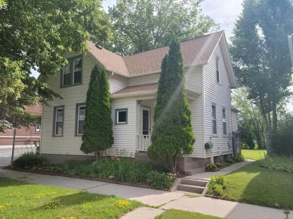 1735 13th St Sheboygan WI 53081
